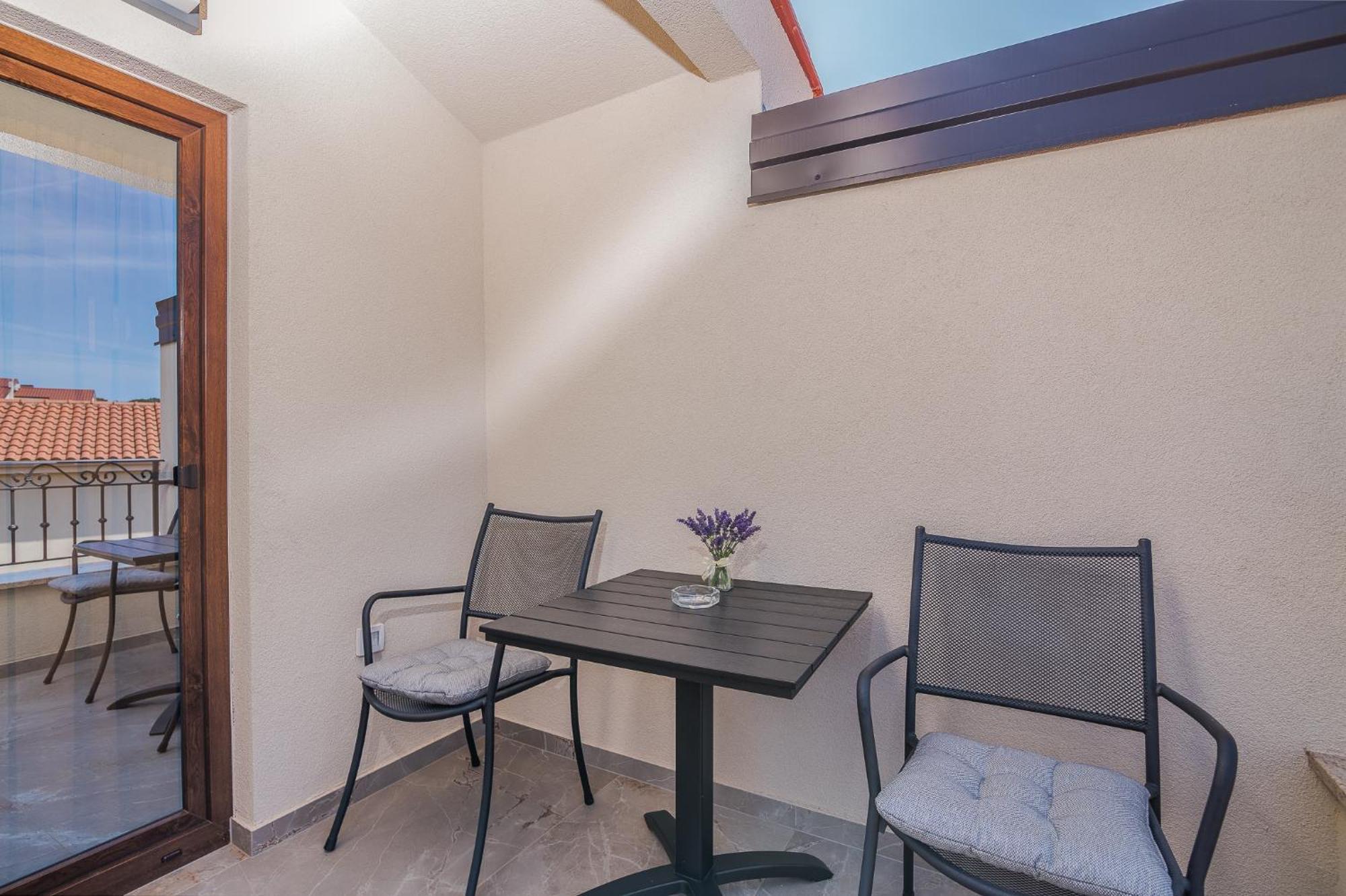 B&B Segulja Malinska Ngoại thất bức ảnh